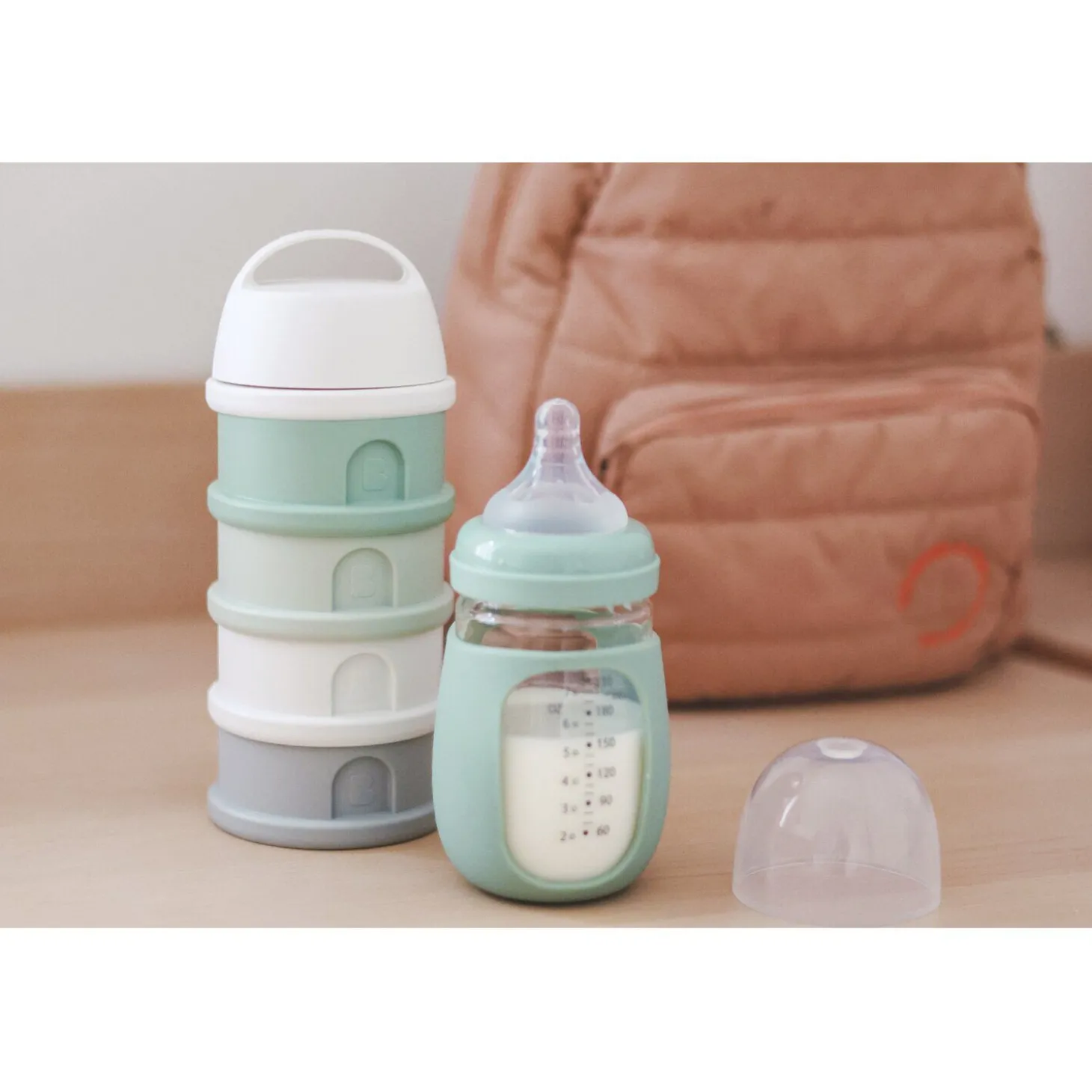 Boîte doseuse de lait 4 compartiments empilables Vert sauge